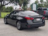 Used 2024 Nissan Altima 2.5 SV image 5