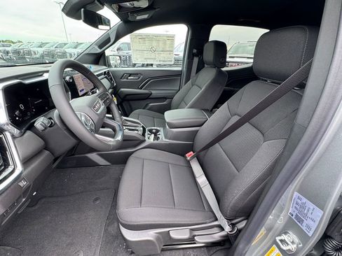 New 2026 GMC Canyon Elevation AWD/4WD image 17