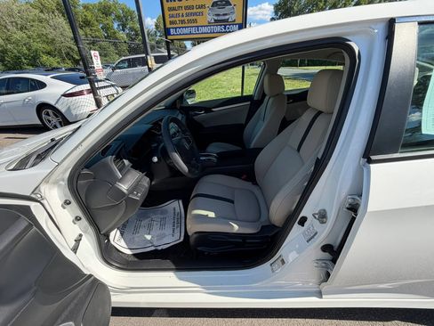 Used 2016 Honda Civic LX image 10