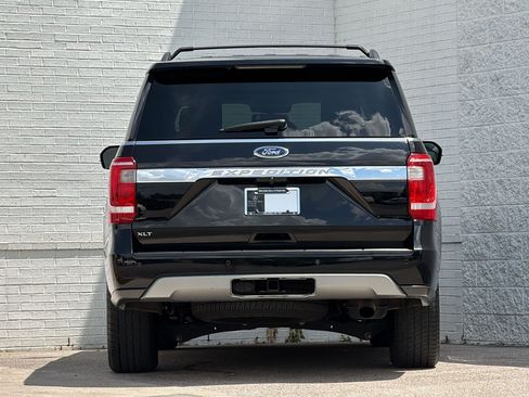 Used 2019 Ford Expedition XLT w/ Equipment Group 202A RWD image 9