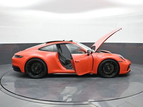 Certified 2022 Porsche 911 Carrera GTS w/ Premium Package RWD image 30