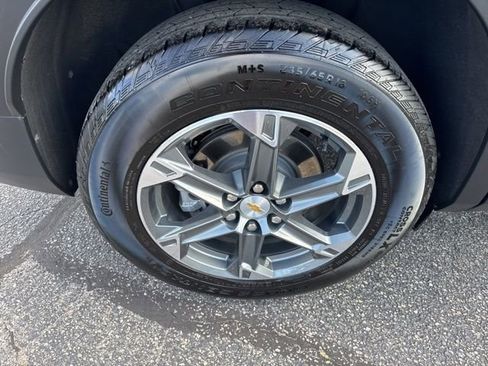 Used 2025 Chevrolet Blazer LT AWD/4WD image 30
