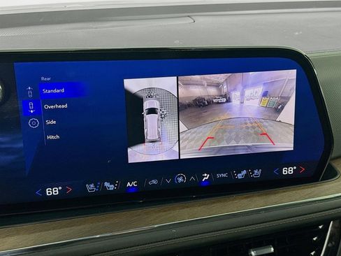 Used 2025 Chevrolet Tahoe High Country image 17