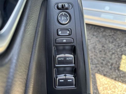 Used 2024 Honda Civic EX-L image 13