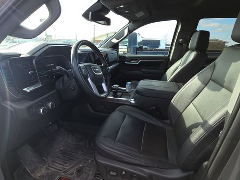 Used 2023 GMC Sierra 1500 SLT w/ SLT Premium Package image 9