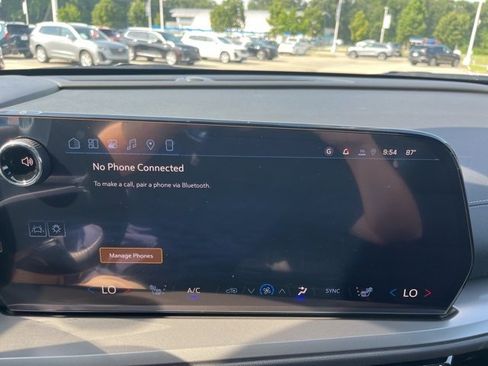 New 2026 Chevrolet Traverse LT w/ Driver Confidence Package image 29