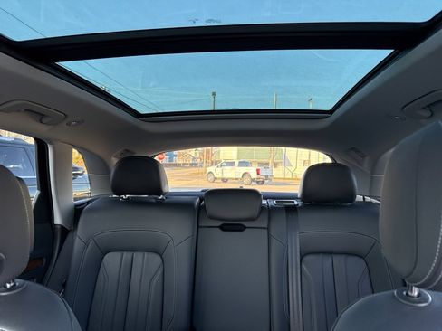 Used 2024 Audi Q5 2.0T Premium image 37