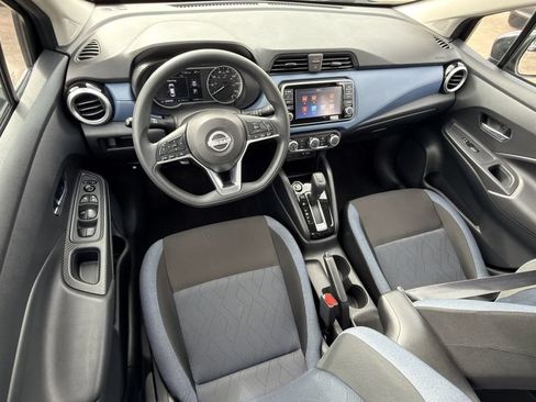 Used 2025 Nissan Versa SV FWD image 13