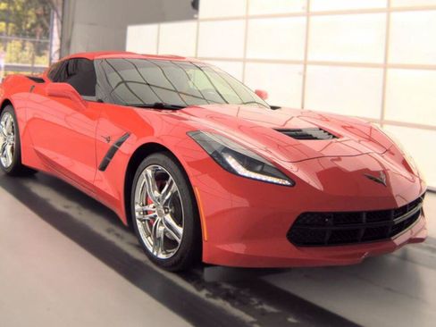 Used 2017 Chevrolet Corvette Stingray Coupe w/ 2LT Preferred Equipment Group RWD image 15