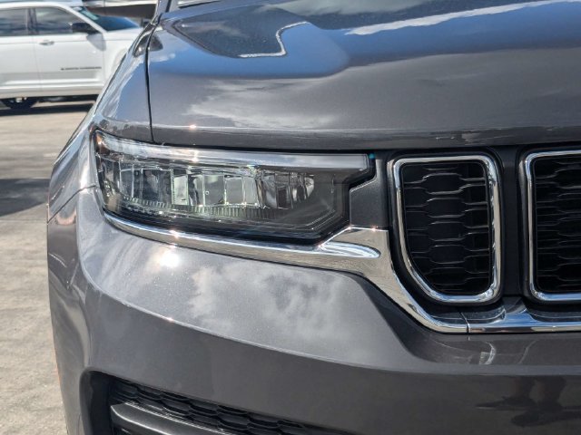 New 2026 Jeep Grand Cherokee Laredo X RWD image 10