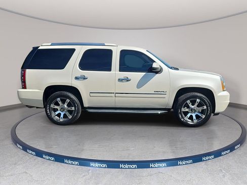 Used 2013 GMC Yukon Denali AWD/4WD image 5
