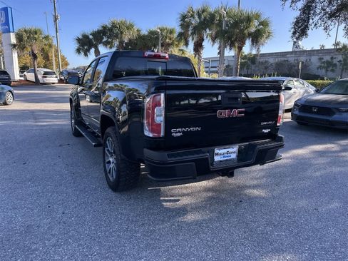 Used 2018 GMC Canyon Denali image 4