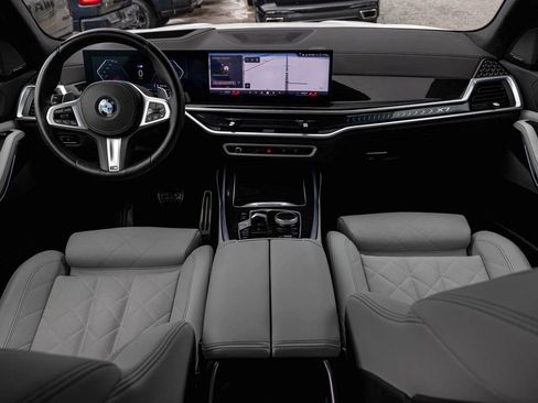Used 2026 BMW X7 xDrive40i image 31