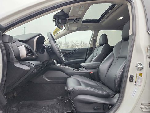 Used 2023 Subaru Outback Limited image 13