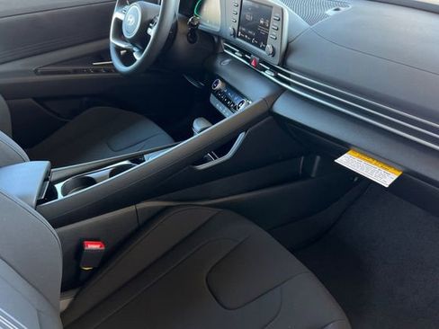New 2026 Hyundai Elantra Blue image 15