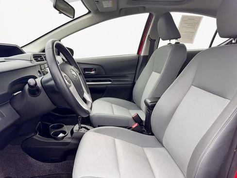 Used 2015 Toyota Prius C Four FWD image 15