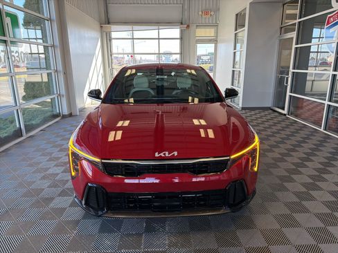 New 2026 Kia K4 GT-Line image 2