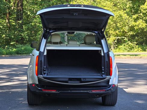 Used 2023 Land Rover Range Rover SE image 70