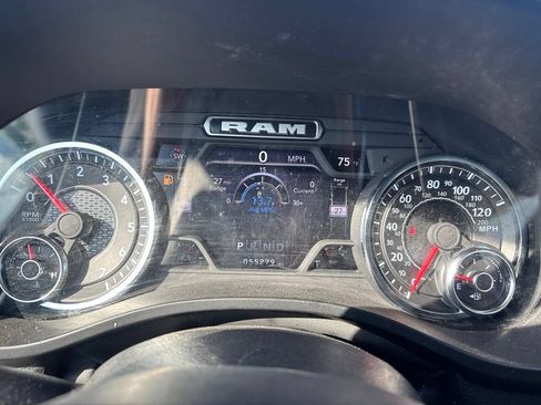 Used 2023 RAM 1500 Big Horn AWD/4WD image 12