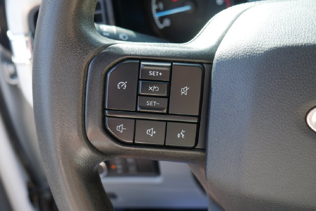 Used 2023 Ford F250 XL w/ F-250 >10K GVWR Package AWD/4WD image 16