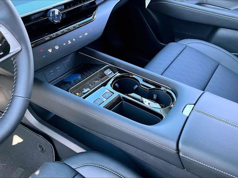 New 2026 Nissan Murano Platinum image 7