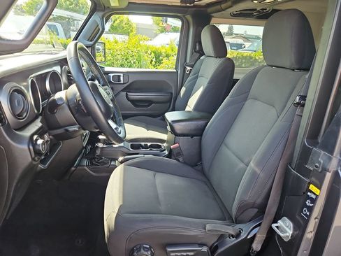 Used 2023 Jeep Wrangler Sport AWD/4WD image 21