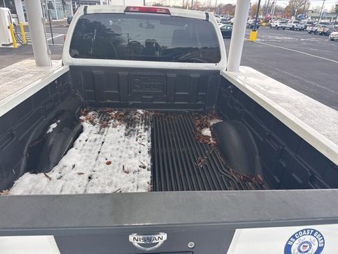 Used 2019 Nissan Frontier S image 5
