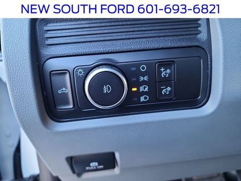 New 2026 Ford F250 XL w/ XL Chrome Package image 19