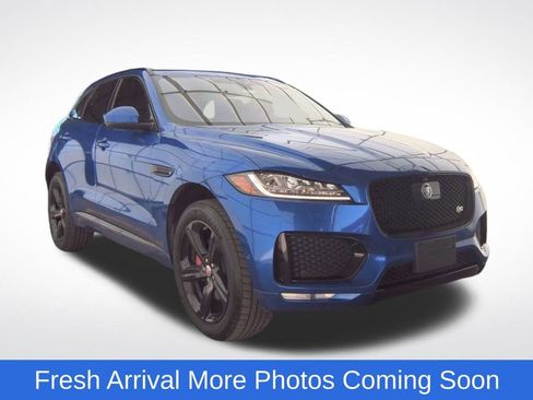 Used 2020 Jaguar F-PACE S image 4