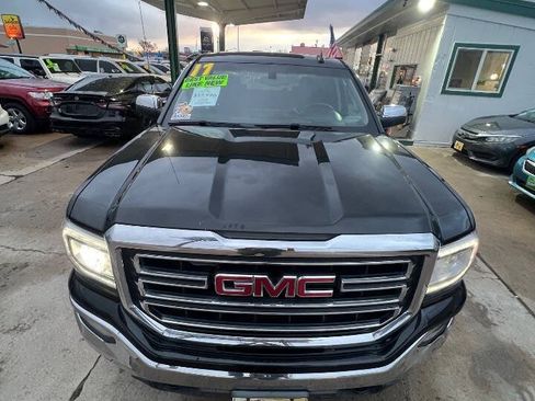 Used 2017 GMC Sierra 1500 SLE w/ SLE Value Package AWD/4WD image 24