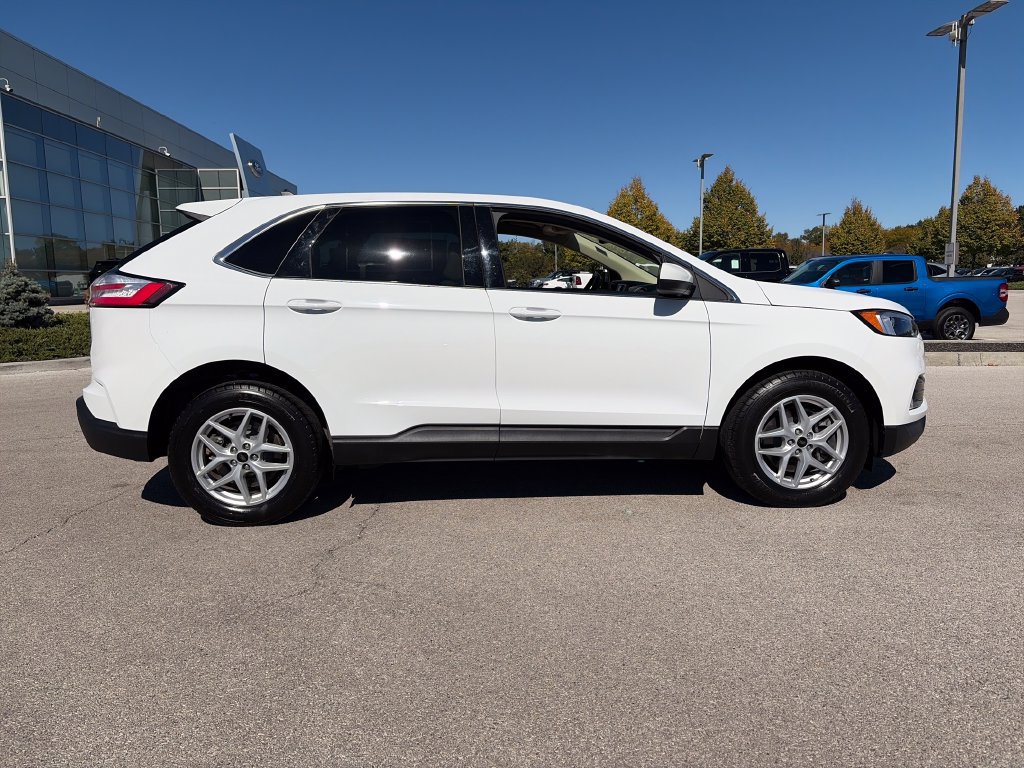 Used 2024 Ford Edge SEL w/ Convenience Package AWD/4WD image 8