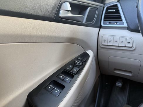 Used 2018 Hyundai Tucson Limited w/ Ultimate Package 02 image 14