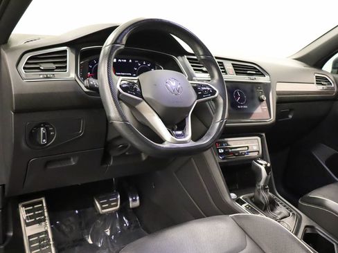 Used 2022 Volkswagen Tiguan SEL R-Line AWD/4WD image 13