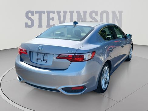 Used 2016 Acura ILX FWD image 5