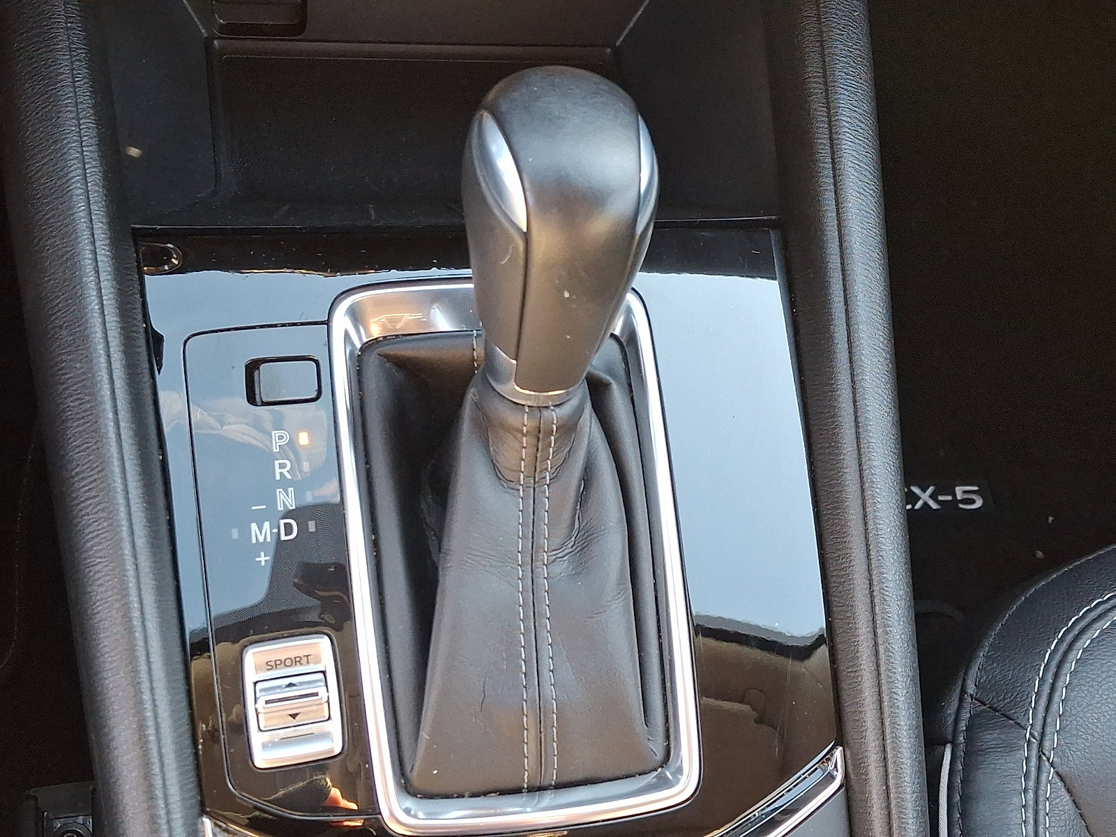 Used 2024 MAZDA CX-5 AWD 2.5 S w/ Preferred Package image 15