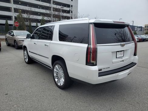Used 2017 Cadillac Escalade ESV Platinum image 8