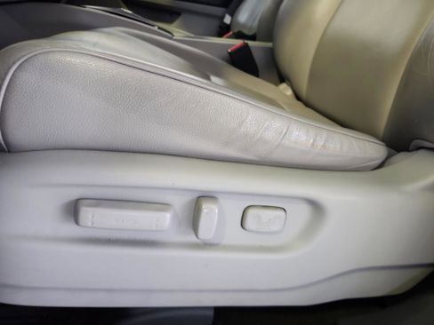 Used 2016 Honda Pilot Touring image 13