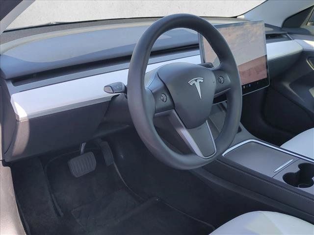 Used 2023 Tesla Model 3 Standard Range RWD image 10