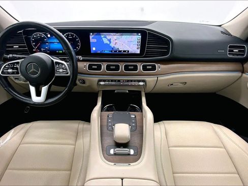 Certified 2021 Mercedes-Benz GLS 450 4MATIC image 18