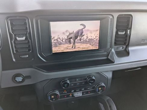 Used 2023 Ford Bronco Big Bend image 11