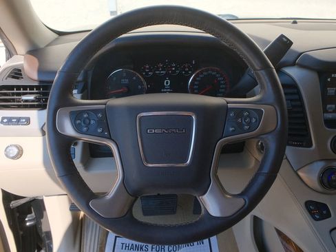 Used 2015 GMC Yukon XL Denali w/ Premium Package image 13