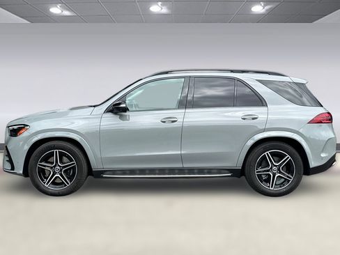 Used 2026 Mercedes-Benz GLE 450 4MATIC image 2
