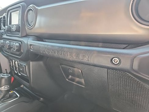 Used 2019 Jeep Wrangler Unlimited Sport S AWD/4WD image 76