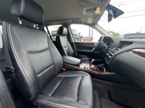 Used 2017 BMW X3 sDrive28i image 24