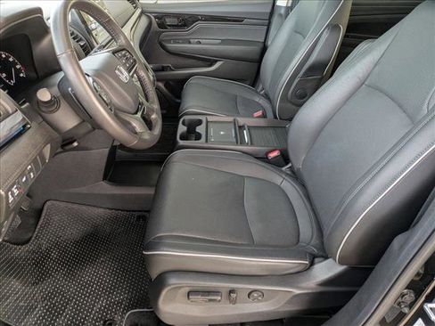 Certified 2025 Honda Odyssey Elite image 18