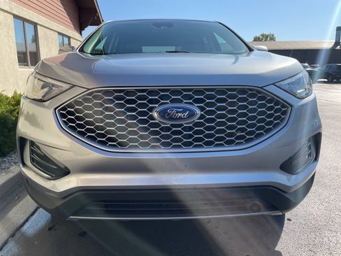 Used 2024 Ford Edge SEL image 12