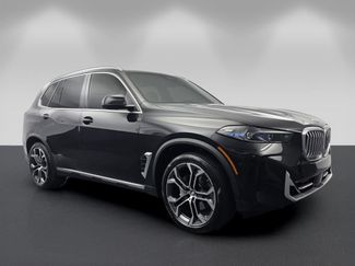 Used 2024 BMW X5 xDrive40i w/ Premium Package AWD/4WD video 1