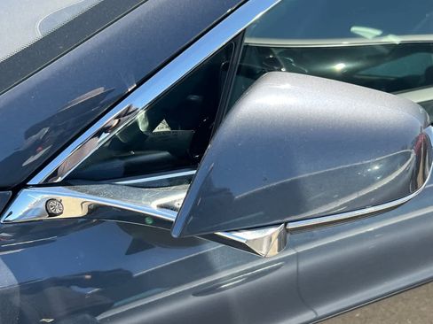 Used 2015 Tesla Model S 85D image 9