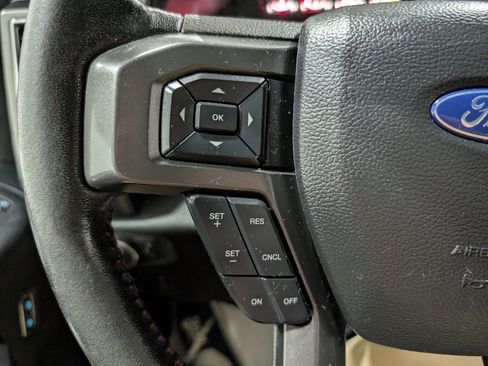 Used 2019 Ford F150 XLT w/ Equipment Group 302A Luxury AWD/4WD image 22
