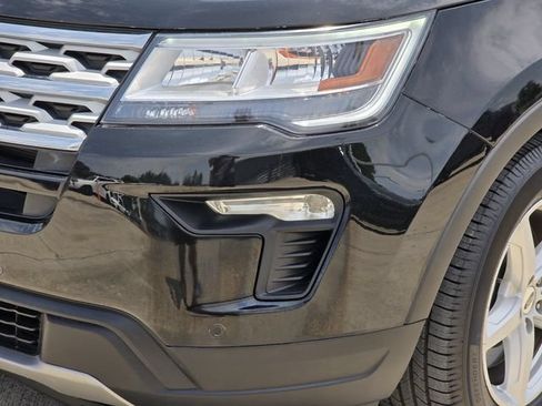 Used 2019 Ford Explorer XLT w/ Equipment Group 202A FWD image 7